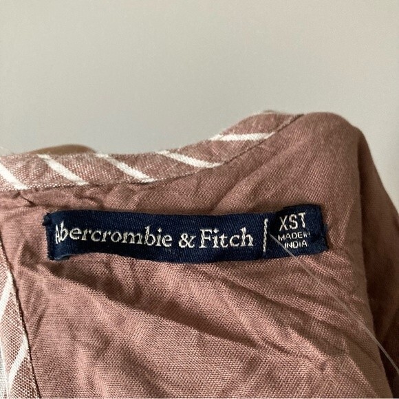 Abercrombie‎ & Fitch faux wrap jump suit XST - Picture 3 of 7